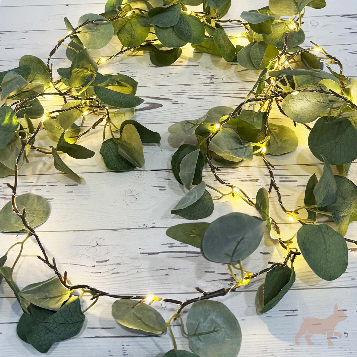 Guirnalda decorativa de eucalipto con luces LED