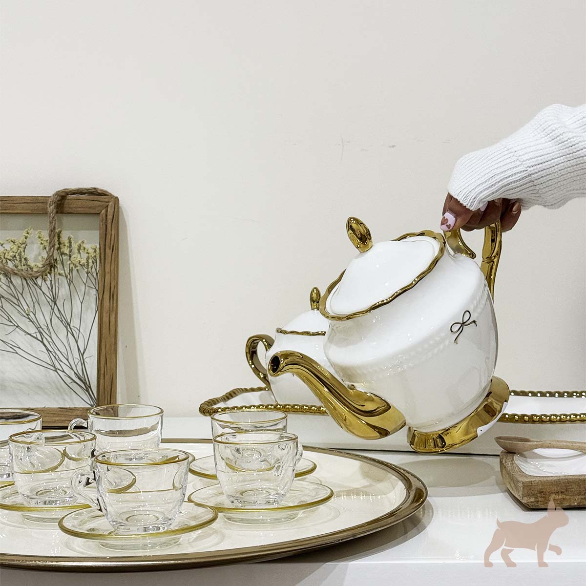 Set 6 tazas con plato borde oro