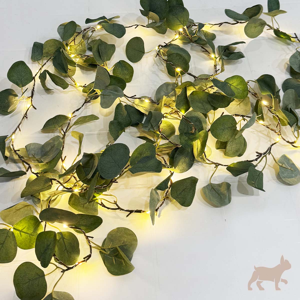 Guirnalda decorativa de eucalipto con luces LED