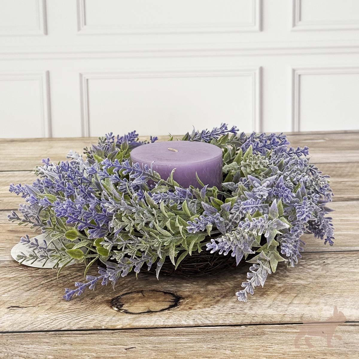 Corona de lavanda con vela