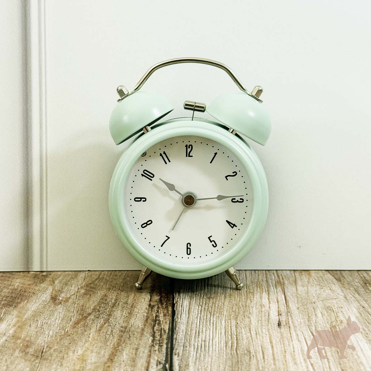 Reloj con alarma estilo Vintage verde
